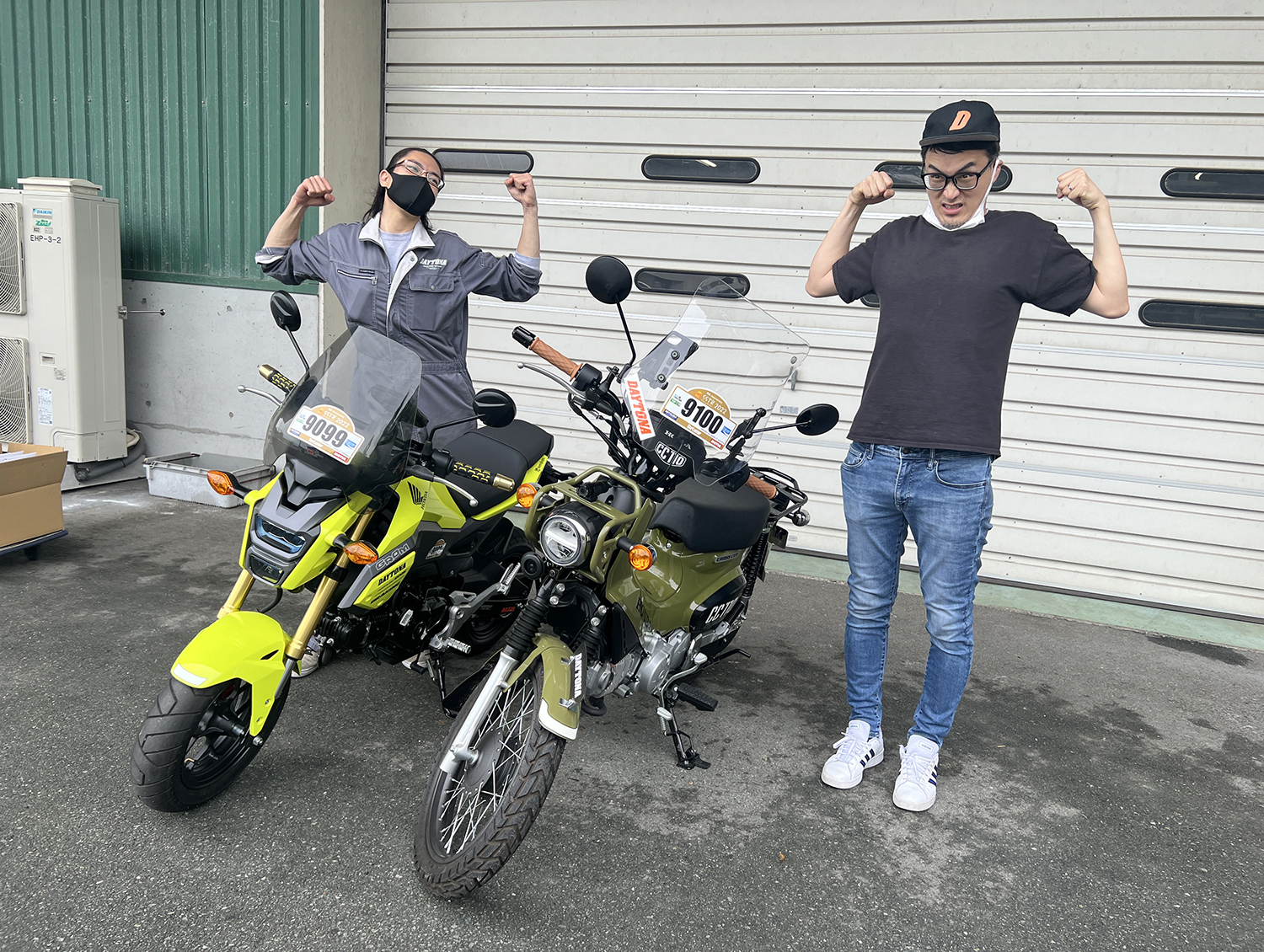 原付二種2台とライダー2人